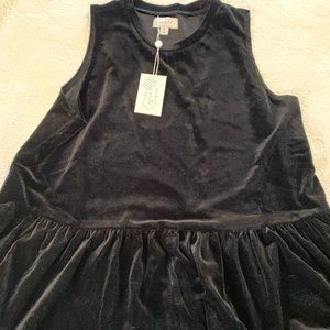 NWT black velvet ruffled top